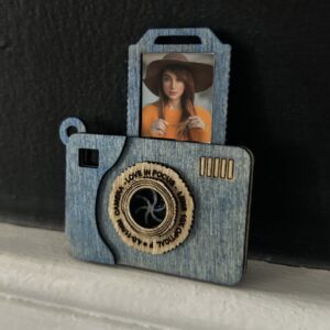 Camara con foto - Corte Laser