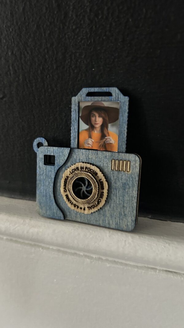 Camara con foto - Corte Laser